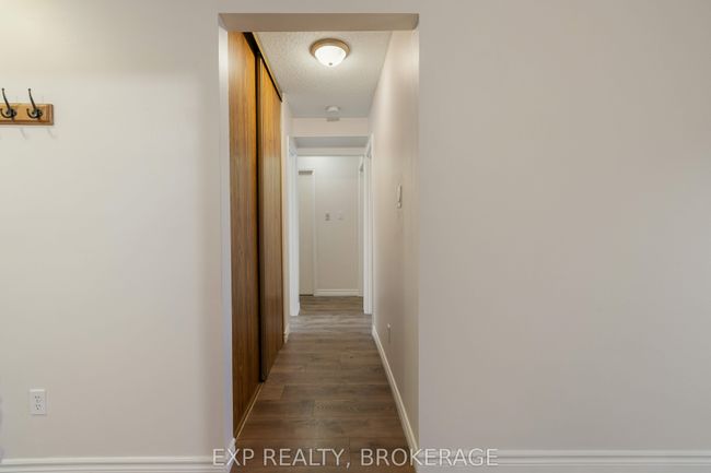 212 - 573 Armstrong Rd, Condo with 2 bedrooms, 1 bathrooms and 1 parking in Kingston ON | Image 14