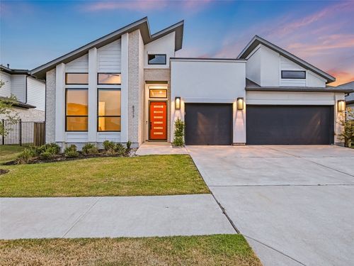 8317 Hubble Walk, Austin, TX, 78744-4689 | Card Image