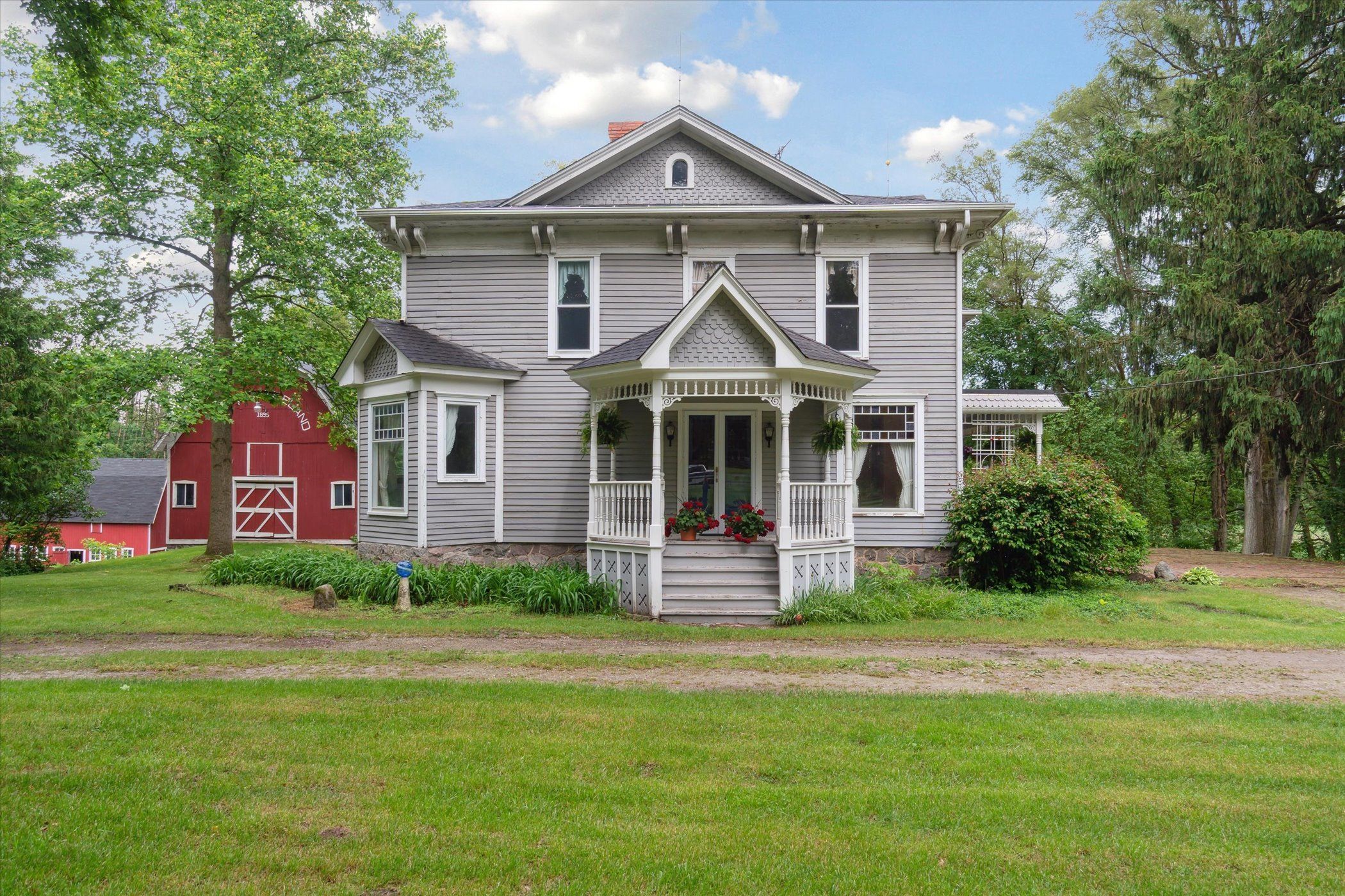 Fisher Rd, Howell, MI 48855