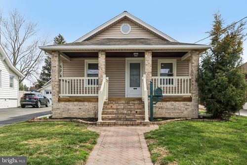 5 Adelphia Ave, WILMINGTON, DE, 19804-3324 | Card Image