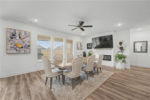 2008 Hahn St, Pea Ridge, AR, 72751-2050 | Card Image