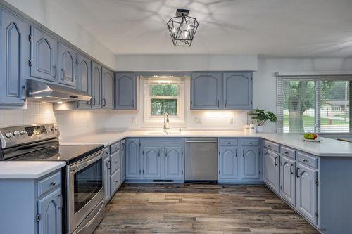 305 Raymond Road, Waunakee, WI, 53597 | Card Image