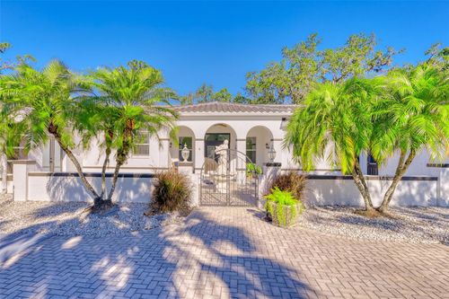 13483 Heritage Way, SARASOTA, FL, 34240-7506 | Card Image
