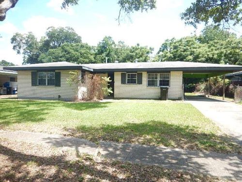 6100 Stratford Place, New Orleans, LA, 70131 | Card Image
