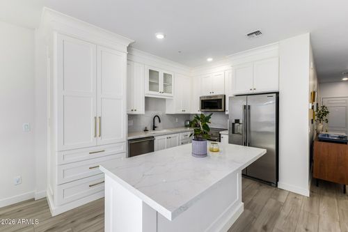 2265 W Echo Ln, Phoenix, AZ, 85021-4285 | Card Image