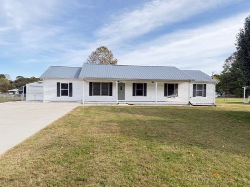 300 Deer Cir, Estill Springs, TN, 37330-3505 | Card Image