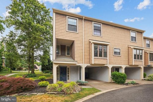 127 Kings Croft, CHERRY HILL, NJ, 08034-1115 | Card Image