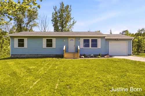 8620 11 Mile Rd Ne, Rockford, MI, 49341-9327 | Card Image