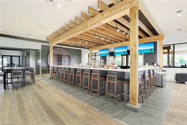 Barrel House bar and restaurant | Image 40