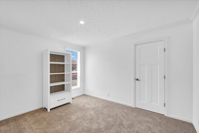 305 Mclean St, Home with 3 bedrooms, 2 bathrooms and 2 parking in Mahomet IL | Image 32