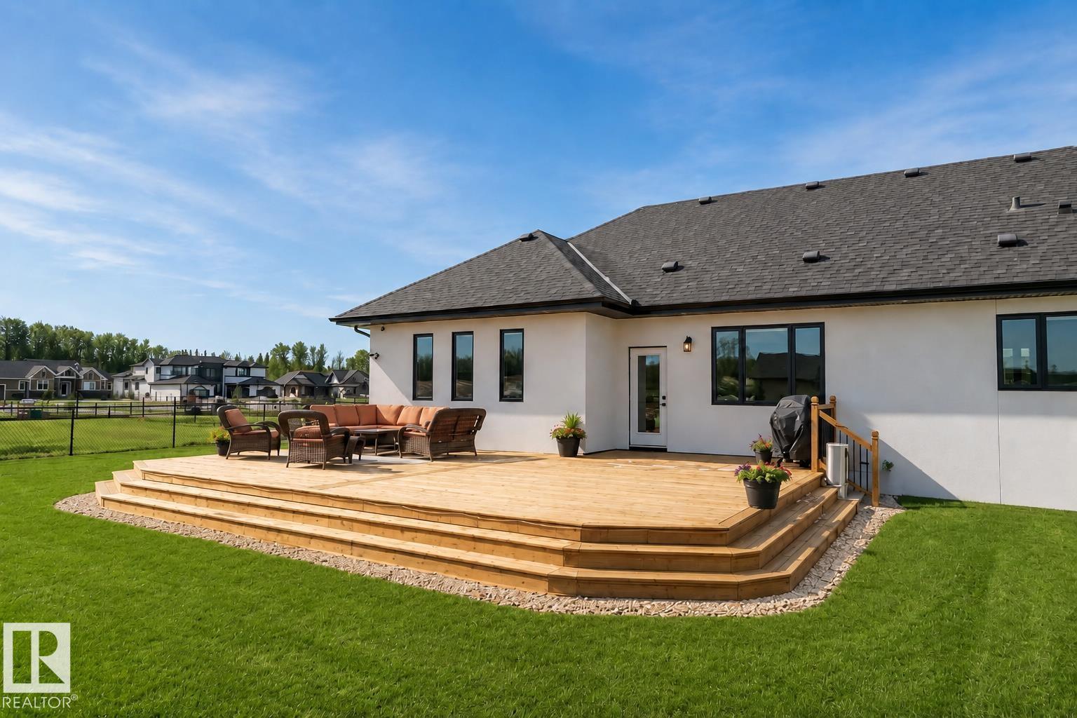 Residential in Rural Parkland County 5