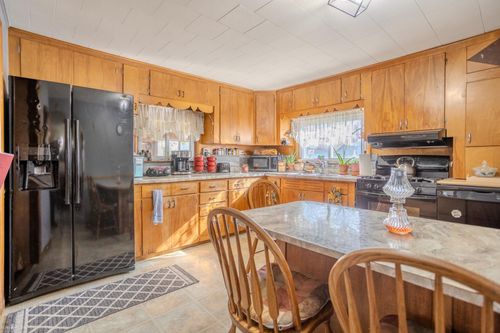 9064 S Ransom Rd, Ashley, MI, 48806-9324 | Card Image