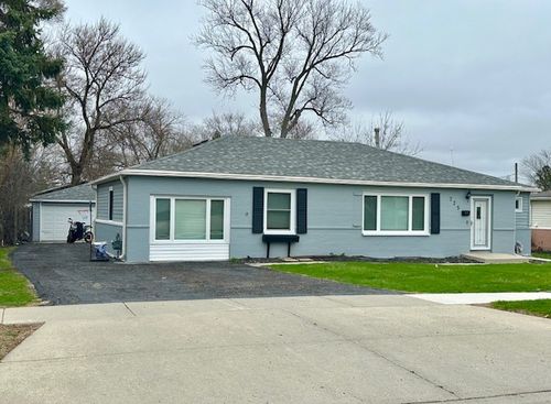 725 Cumberland St, Hoffman Estates, IL, 60169-1834 | Card Image