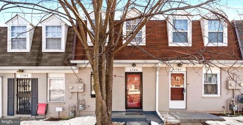 y-89-1783 Village Green Dr, HYATTSVILLE, MD, 20785-4165 | Card Image