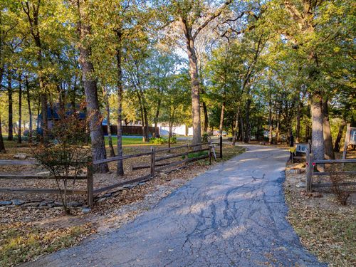 181 Vz County Road 3528, Wills Point, TX, 75169-6063 | Card Image