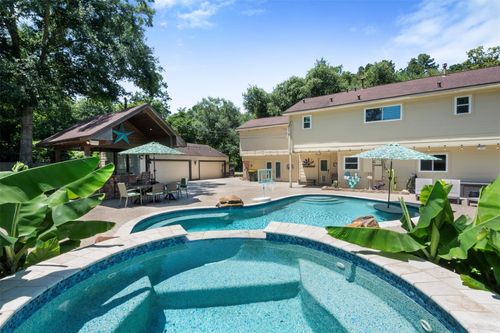 109 Riverbrook Dr, Conroe, TX, 77385-7732 | Card Image