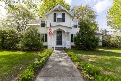 38 Elm St, Charlestown, NH, 03603-5006 | Card Image