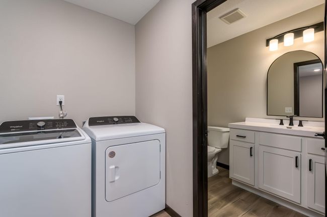 A - 210 Main St W, Home with 3 bedrooms, 4 bathrooms and null parking in Elysian MN | Image 14