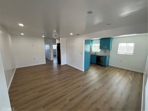 1541 N Hope Ave, Ontario, CA, 91764-1329 | Card Image