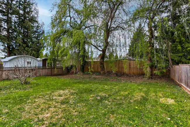 11735 210 St, House other with 5 bedrooms, 2 bathrooms and 4 parking in Maple Ridge BC | Image 27