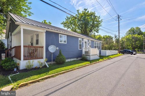 100 Prospect St, CHESTERTOWN, MD, 21620-1127 | Card Image