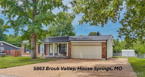 5863 Brouk Valley Dr, House Springs, MO, 63051-1505 | Card Image
