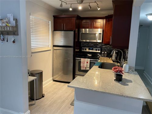 apt-229-8500 Sw 109th Ave, Miami, FL, 33173-4458 | Card Image