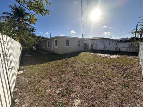 b-728 Sw 6th St, Dania Beach, FL, 33004-4906 | Card Image