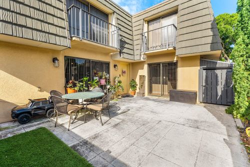 2903-2903 29th Way, West Palm Beach, FL, 33407-6742 | Card Image