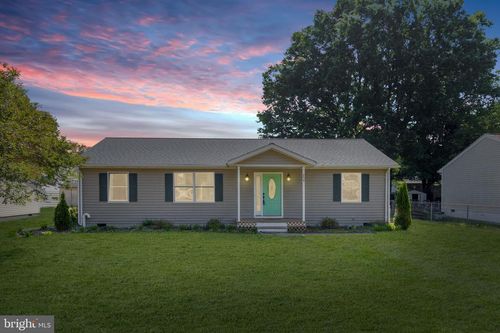 234 Holly Way, Colonial Beach, VA, 22443-3232 | Card Image