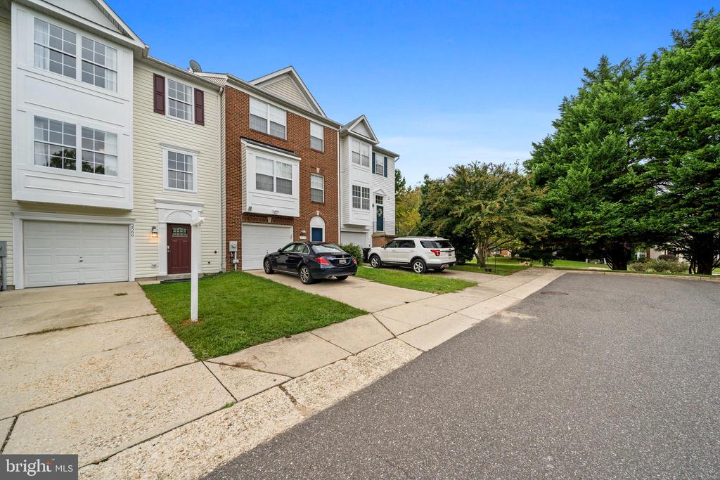 Woodland Pl, Chesapeake Beach, MD 20732