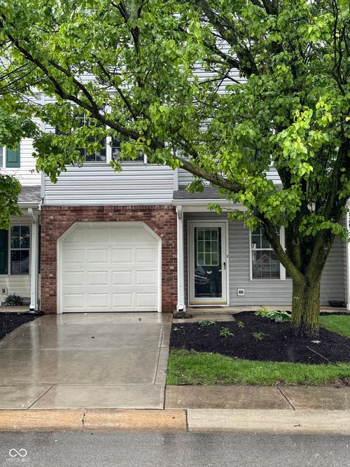 12673 Ladson St, Fishers, IN, 46038-8595 | Card Image
