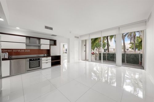 101-2100 Park Ave, Miami Beach, FL, 33139-1753 | Card Image