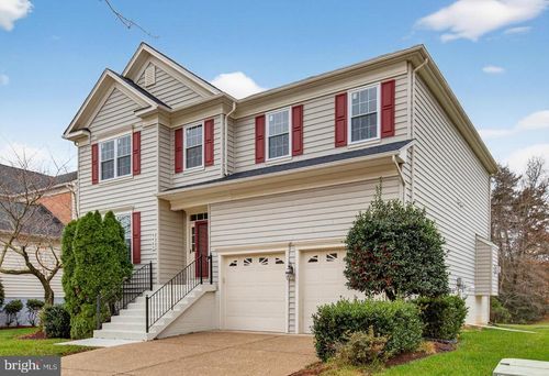 9463 Biltmore St, WALDORF, MD, 20603-3879 | Card Image