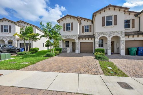 12705 Nw 23rd Pl, Miami, FL, 33167-1493 | Card Image