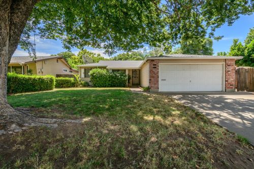 8564 La Riviera Dr, Sacramento, CA, 95826-1742 | Card Image