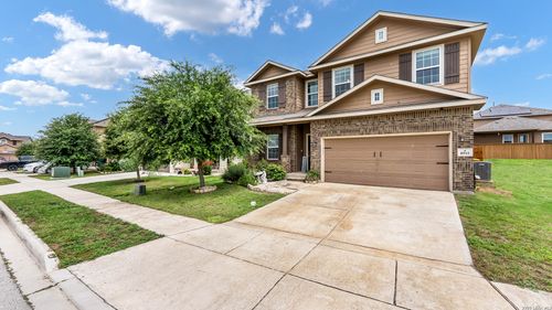 8915 Pembridge Way, Converse, TX, 78109-0105 | Card Image