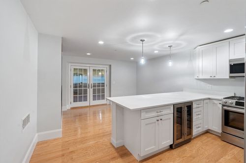 unit-2-142 Pleasant St, Winthrop, MA, 02152-2000 | Card Image