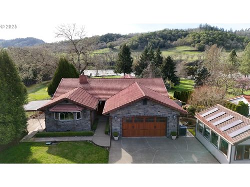 1356 Echo Dr, Roseburg, OR, 97470-8481 | Card Image