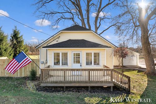 1722 144th Ave, Dorr, MI, 49323-9767 | Card Image