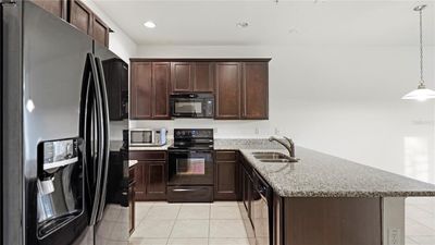 Kitchen | Image 3