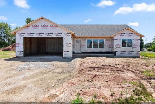 530 Riverview Drive, Berlin, WI, 54923 | Card Image