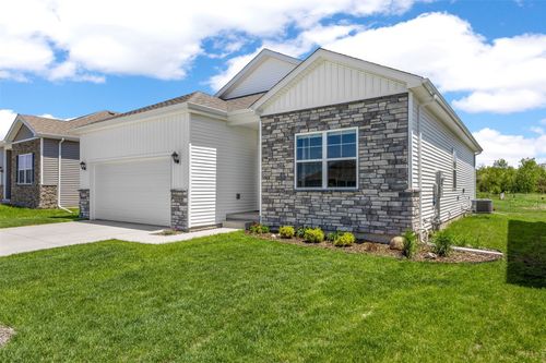 3389 Dreusicke Dr, Coralville, IA, 52241-3412 | Card Image