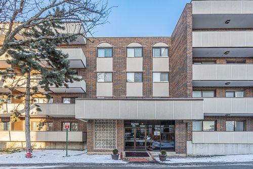 410-9240 Gross Point Rd, Skokie, IL, 60077-1370 | Card Image