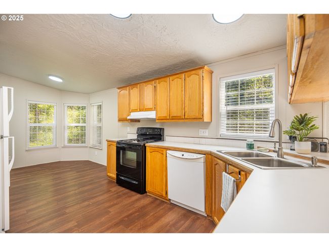 16416 Alsea Hwy, House other with 3 bedrooms, 2 bathrooms and null parking in Alsea OR | Image 15