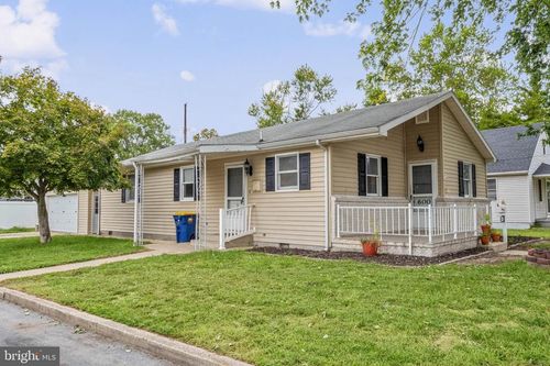 600 Elm Dr, SEAFORD, DE, 19973-2016 | Card Image