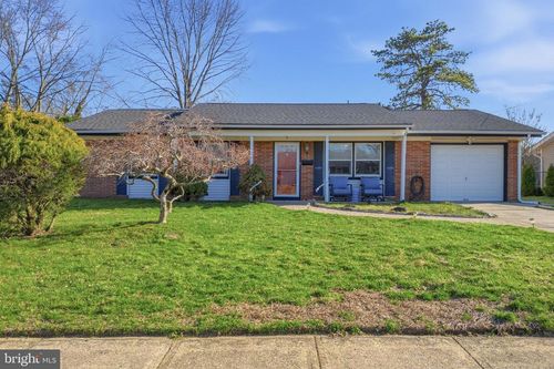 6 Hunterdon Ave, Monroe Township, NJ, 08831-8511 | Card Image