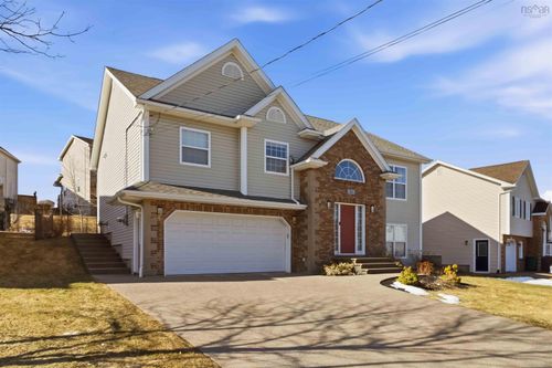 41 Lakeridge Cres, Dartmouth, NS, B2V2V2 | Card Image