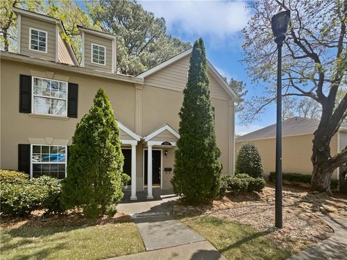 806 Brighton Pt, Sandy Springs, GA, 30328-1371 | Card Image