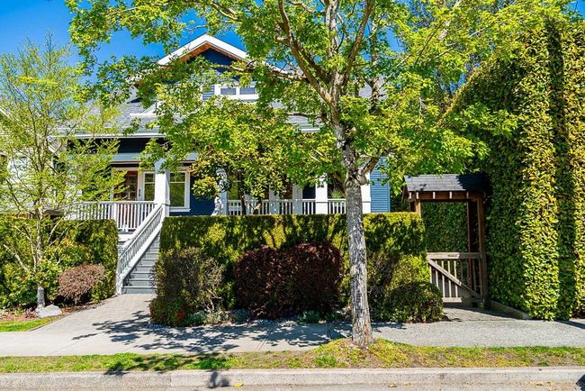21 W 15 Th Avenue, Townhouse with 2 bedrooms, 1 bathrooms and 1 parking in Vancouver BC | Image 2